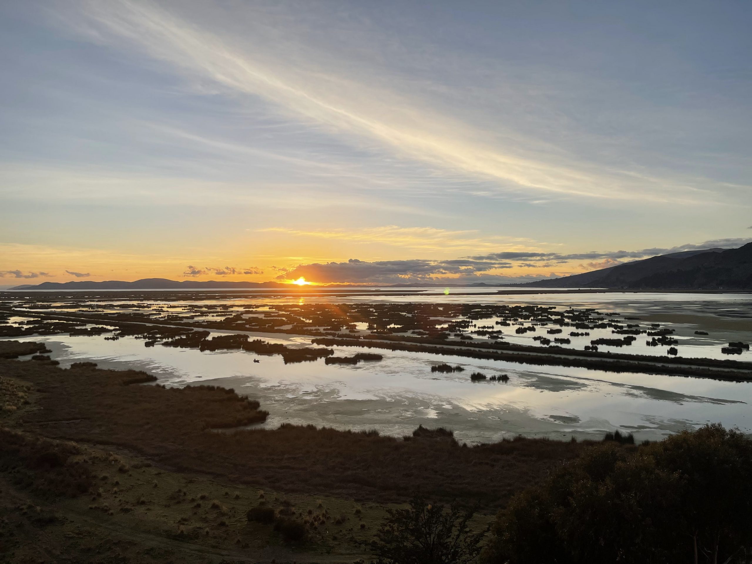 Amanecer en el Titicaca