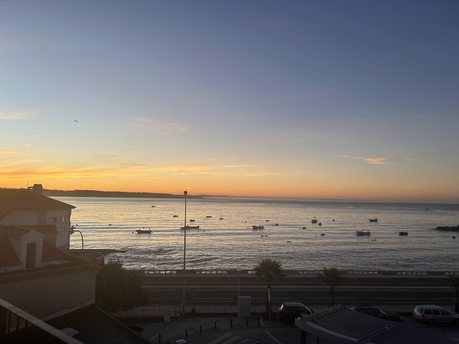 Sunrise over the bay at Paço de Arcos, Portugal