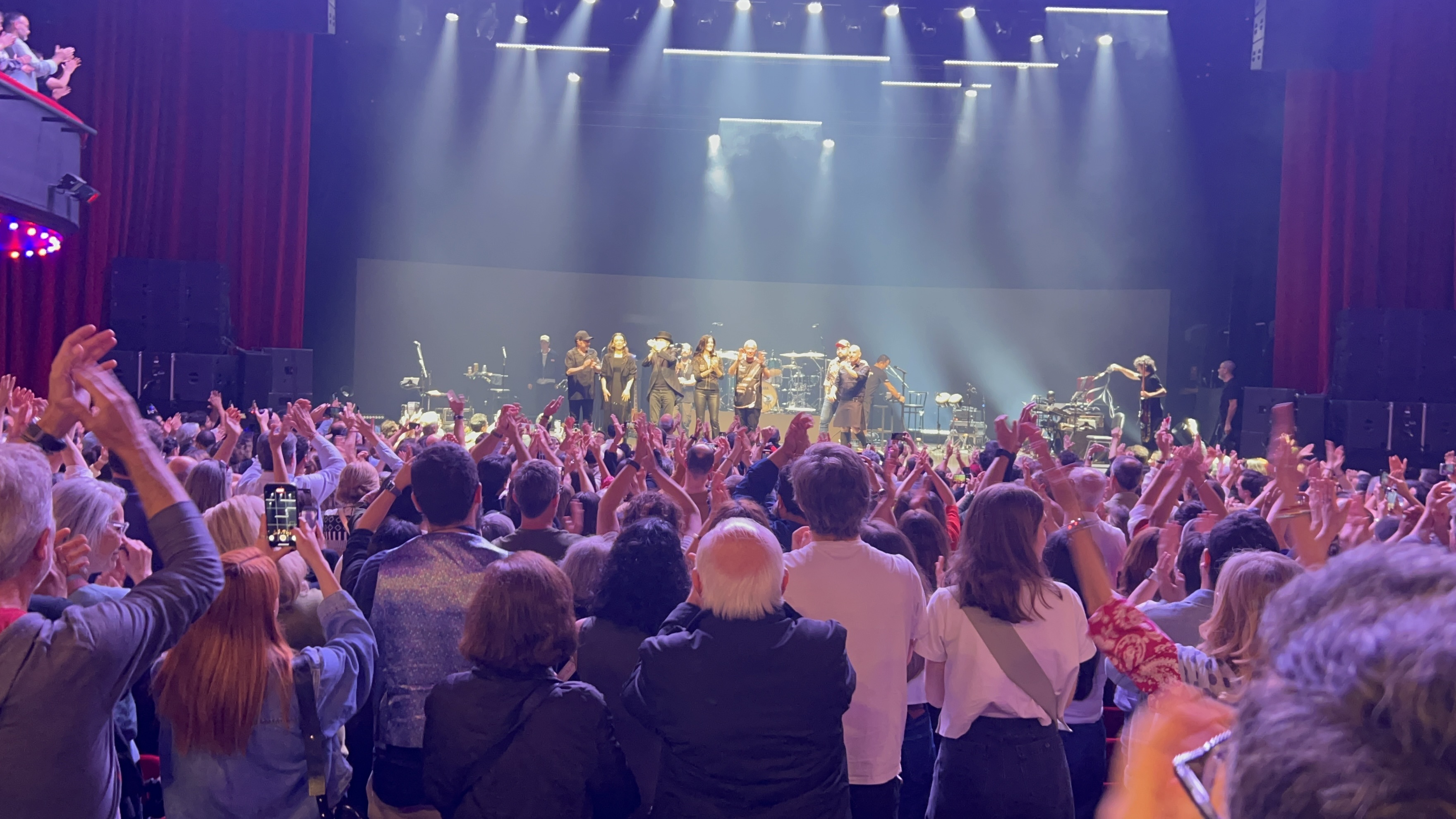 Sabina, Gracias Maestro